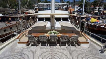 Aegean Clipper 9