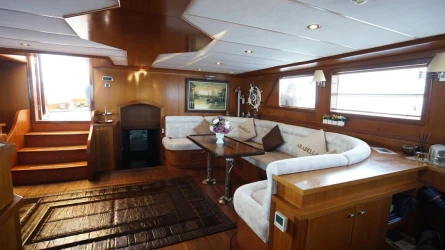 Arabella 25