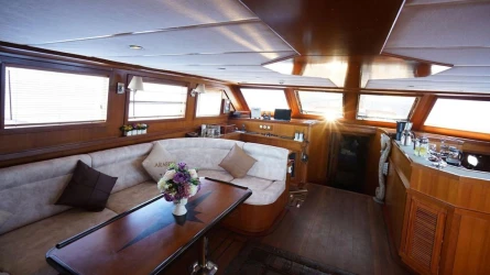 Arabella 32
