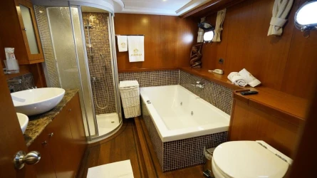 Arabella 40