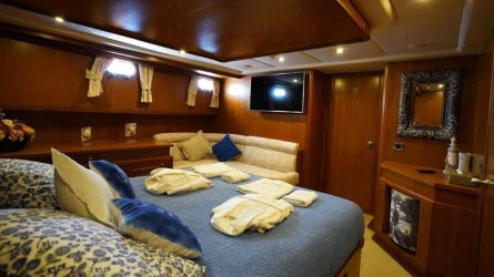 Arabella 43