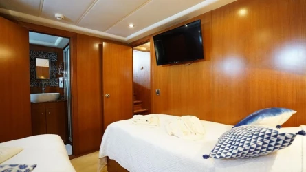 Arabella 53