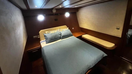 Athena 24
