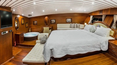 Bedia Sultan 25