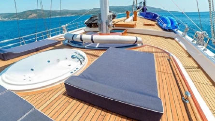 Bella Mare 7