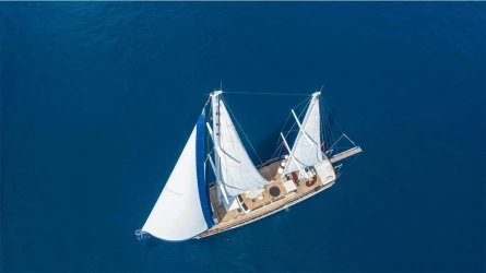 Dea Del Mare 9