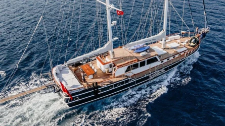 Dea Del Mare 16