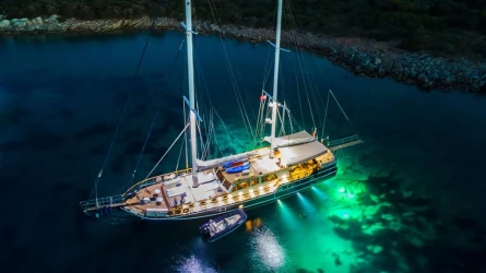 Dea Del Mare 17
