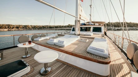 Dea Del Mare 22