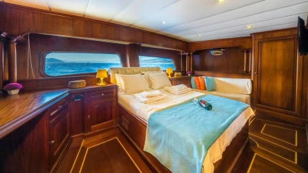 Dea Del Mare 43