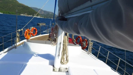 E.Nil 9