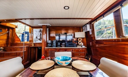 Golden Joy 28