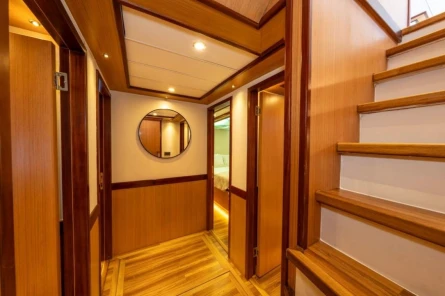 Lila  trawler 26