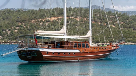 L'Orient 18