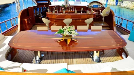 Lycian Queen 10