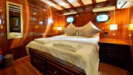 Lycian Queen 14