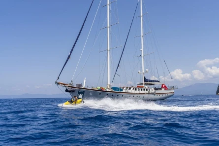 Nautilus 9