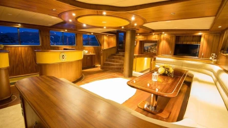 Nevra Queen 38