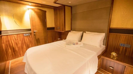 Nevra Queen 67