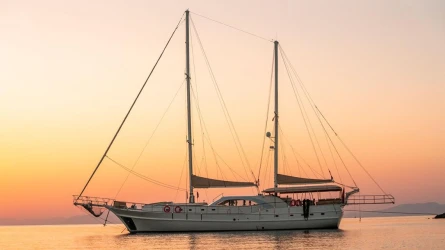 Queen Of Sea 10