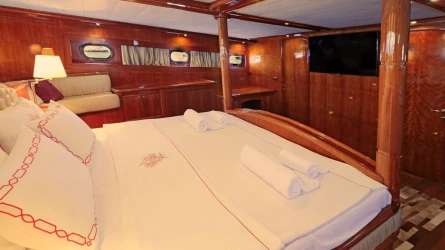Silver Moon 30