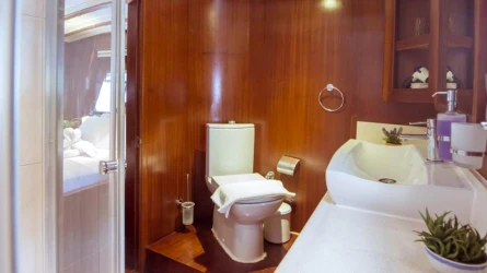Yüce Bey 42