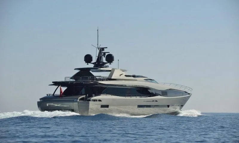 FX 38 Motoryacht – Foto 1