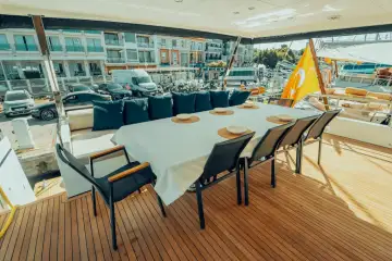 Beluga 1 trawler 6